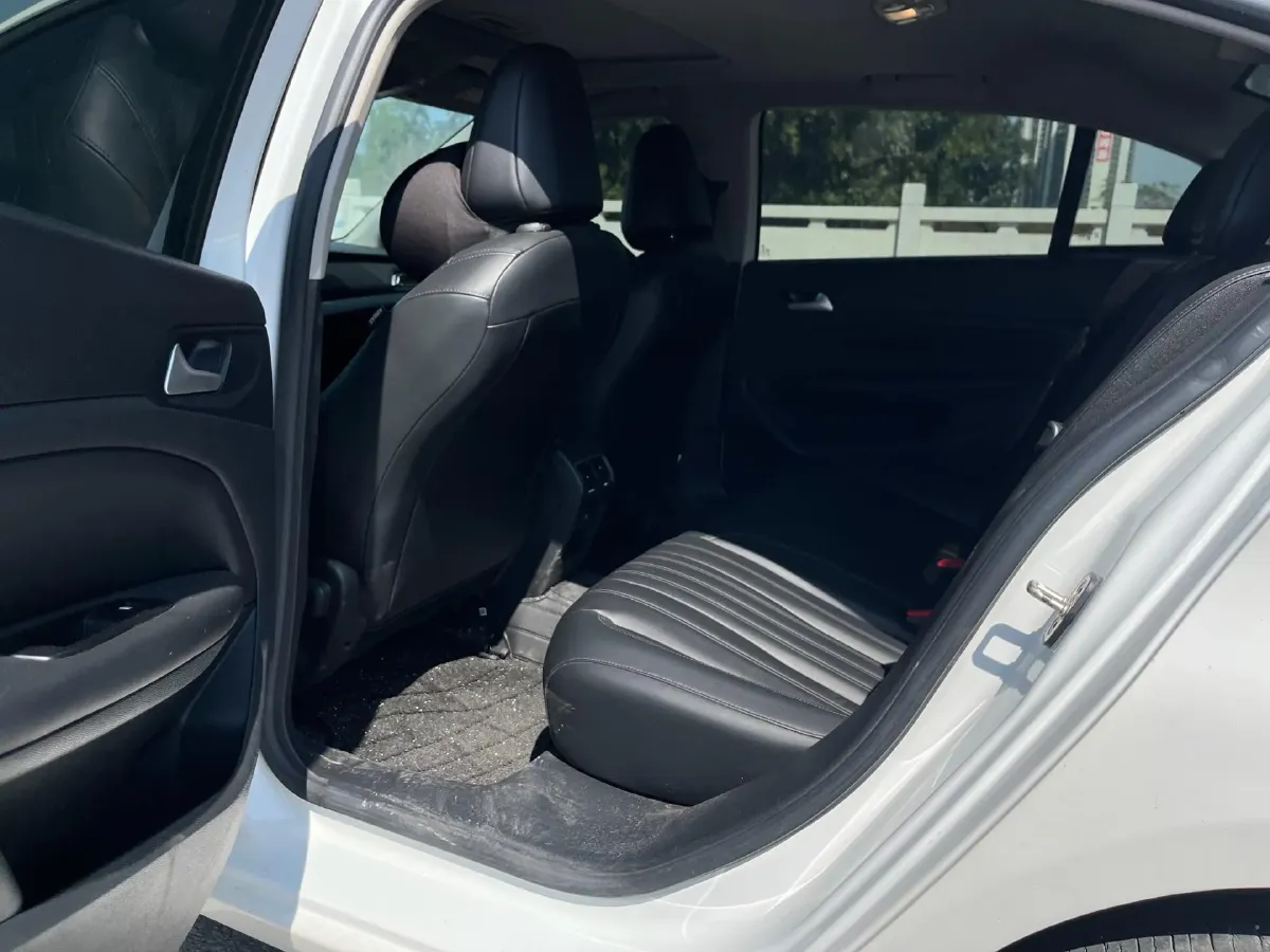 2020 Peugeot 408 1.2T 136HP L3 6DCT,autocango,china used car exporter,china ev exporter,chinese used car exporter,chinese used ev exporter