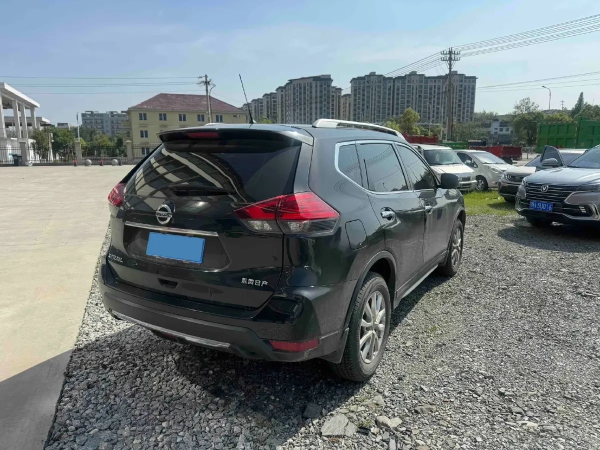 2023 Nissan X-Trail 2.0L 151HP L4 CVT,autocango,china used car exporter,china ev exporter,chinese used car exporter,chinese used ev exporter