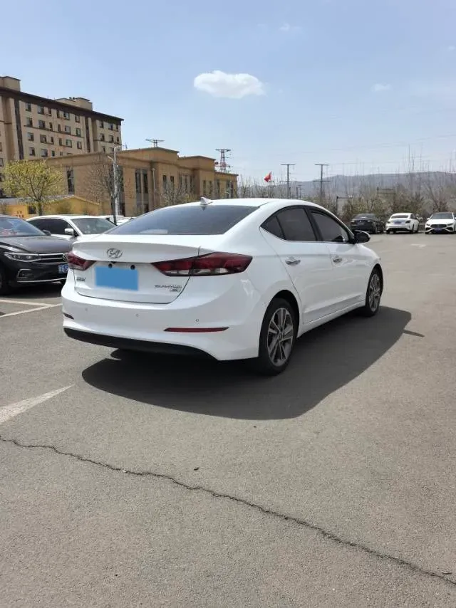 2016 Hyundai Elantra 1.6L 130HP L4 6AT,autocango,china used car exporter,china ev exporter,chinese used car exporter,chinese used ev exporter
