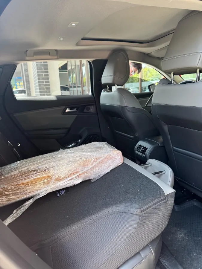 2024 Citroen C5 X 1.6T 175HP L4 8AT,autocango,china used car exporter,china ev exporter,chinese used car exporter,chinese used ev exporter