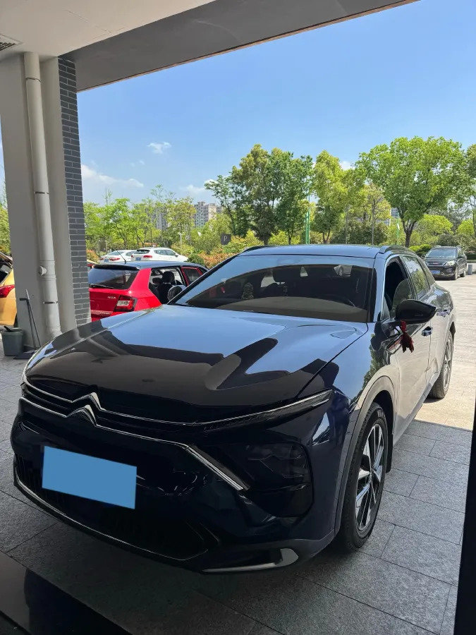2024 Citroen C5 X 1.6T 175HP L4 8AT,autocango,china used car exporter,china ev exporter,chinese used car exporter,chinese used ev exporter