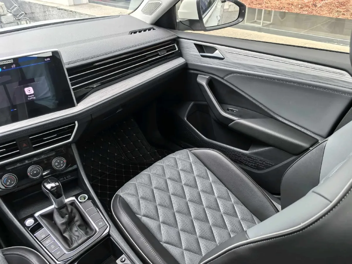 2024 Volkswagen Sagitar 1.5T 160HP L4 7DCT,autocango,china used car exporter,china ev exporter,chinese used car exporter,chinese used ev exporter