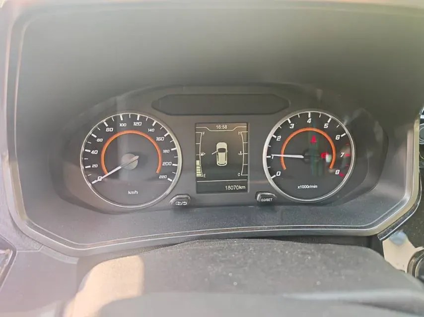 2021 Chery Tiggo 3x 1.5L 116HP L4 5MT,autocango,china used car exporter,china ev exporter,chinese used car exporter,chinese used ev exporter