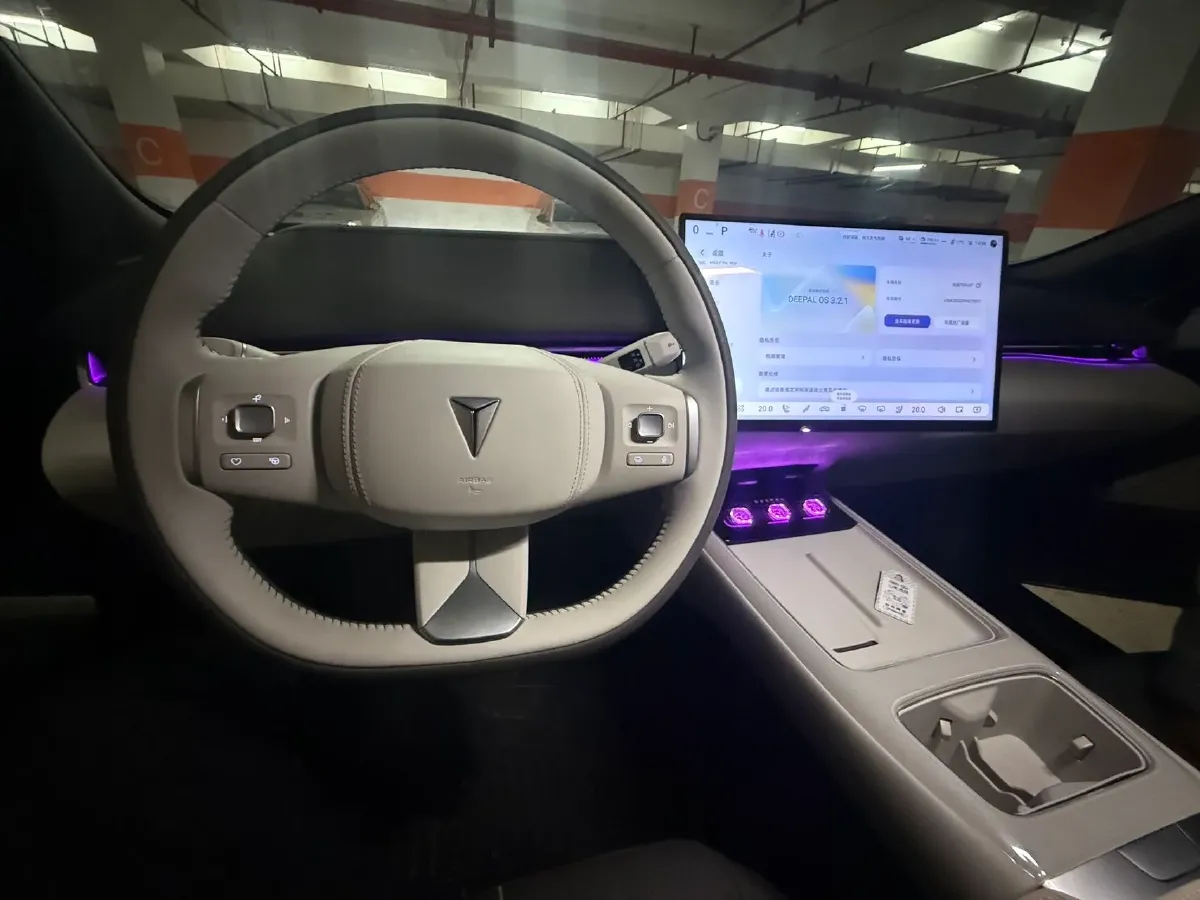 2024 Deepal L07 1.5L 98HP L4 REEV 28.39KWH,autocango,china used car exporter,china ev exporter,chinese used car exporter,chinese used ev exporter