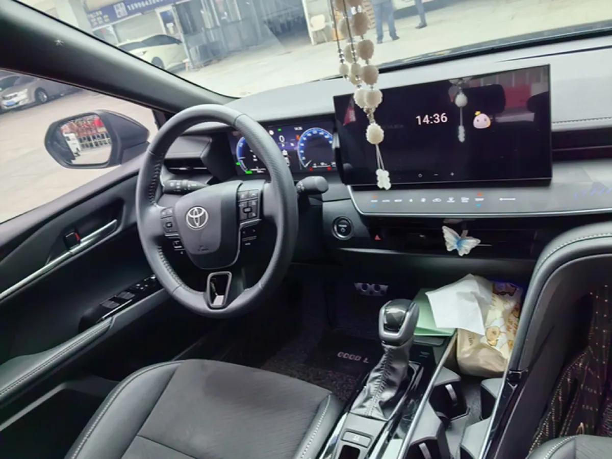 2025 Toyota Camry 2.0L 152HP L4 E-CVT Hybrid,autocango,china used car exporter,china ev exporter,chinese used car exporter,chinese used ev exporter