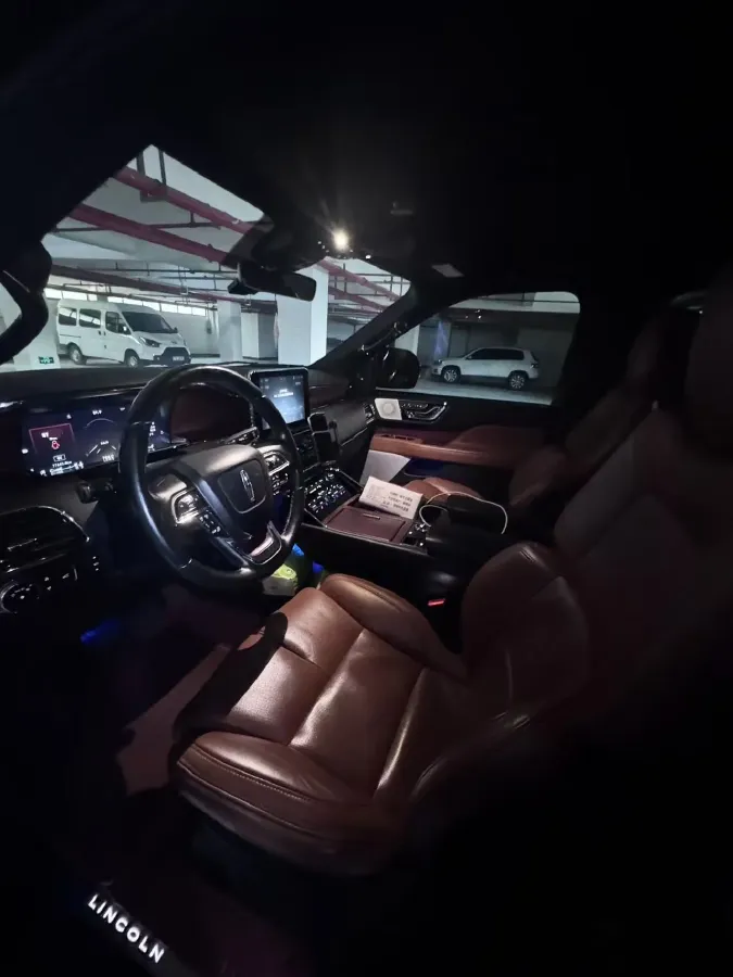 2020 Lincoln Navigator 3.5T 388HP V6 10AT,autocango,china used car exporter,china ev exporter,chinese used car exporter,chinese used ev exporter