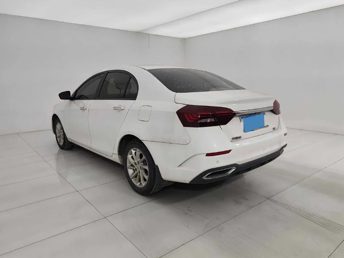2021 BaoJun 530 1.5T 147HP L4 CVT,autocango,china used car exporter,china ev exporter,chinese used car exporter,chinese used ev exporter