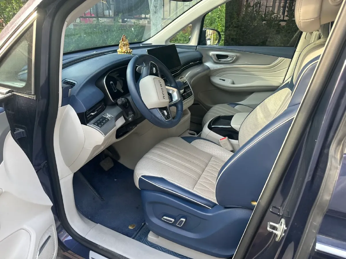 2022 Isuzu Mu-X 2.0T 220HP L4 8AT,autocango,china used car exporter,china ev exporter,chinese used car exporter,chinese used ev exporter