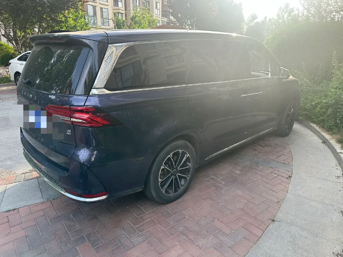 2022 Isuzu Mu-X 2.0T 220HP L4 8AT,autocango,china used car exporter,china ev exporter,chinese used car exporter,chinese used ev exporter