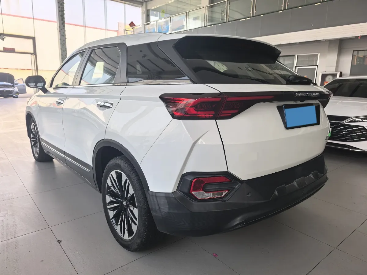 2020 Bestune T77 1.5T 169HP L4 7DCT,autocango,china used car exporter,china ev exporter,chinese used car exporter,chinese used ev exporter