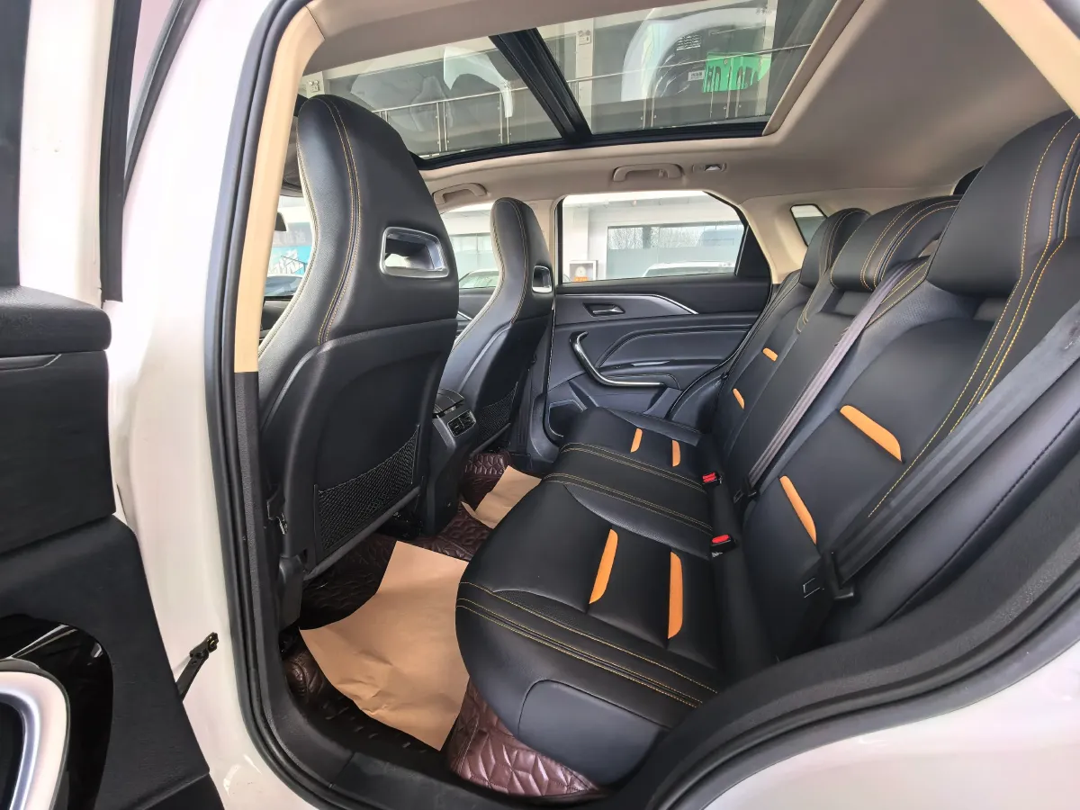 2020 Bestune T77 1.5T 169HP L4 7DCT,autocango,china used car exporter,china ev exporter,chinese used car exporter,chinese used ev exporter