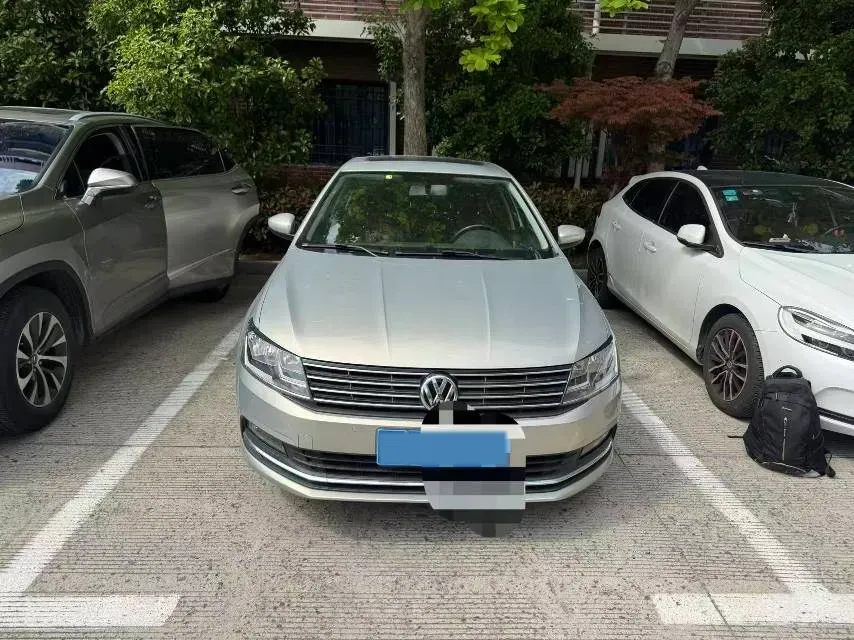 2017 Volkswagen Lavida 1.4T 131HP L4 7DCT,autocango,china used car exporter,china ev exporter,chinese used car exporter,chinese used ev exporter