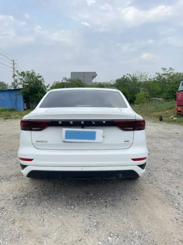 2022 Geely Emgrand 1.5L 114HP L4 CVT,autocango,china used car exporter,china ev exporter,chinese used car exporter,chinese used ev exporter