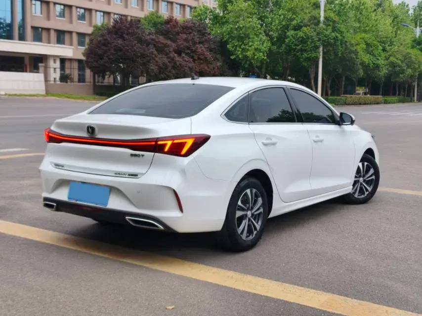 2022 ChangAn Eado 1.4T 160HP L4 7DCT,autocango,china used car exporter,china ev exporter,chinese used car exporter,chinese used ev exporter