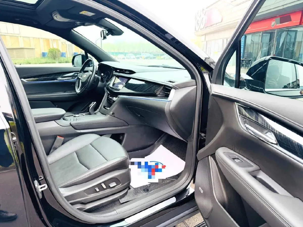 2021 Cadillac XT6 2.0T 237HP L4 9AT,autocango,china used car exporter,china ev exporter,chinese used car exporter,chinese used ev exporter