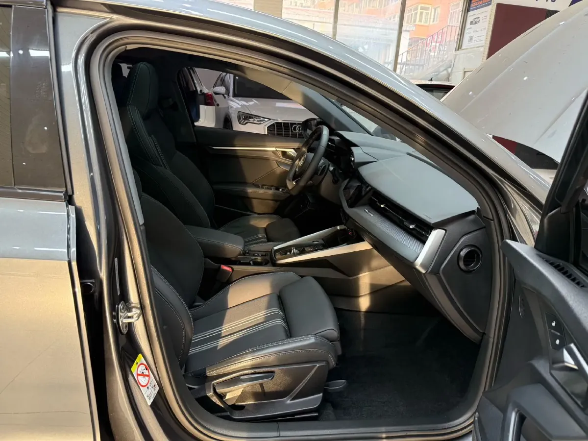 2022 Audi A3 1.4T 150HP L4 7DCT,autocango,china used car exporter,china ev exporter,chinese used car exporter,chinese used ev exporter