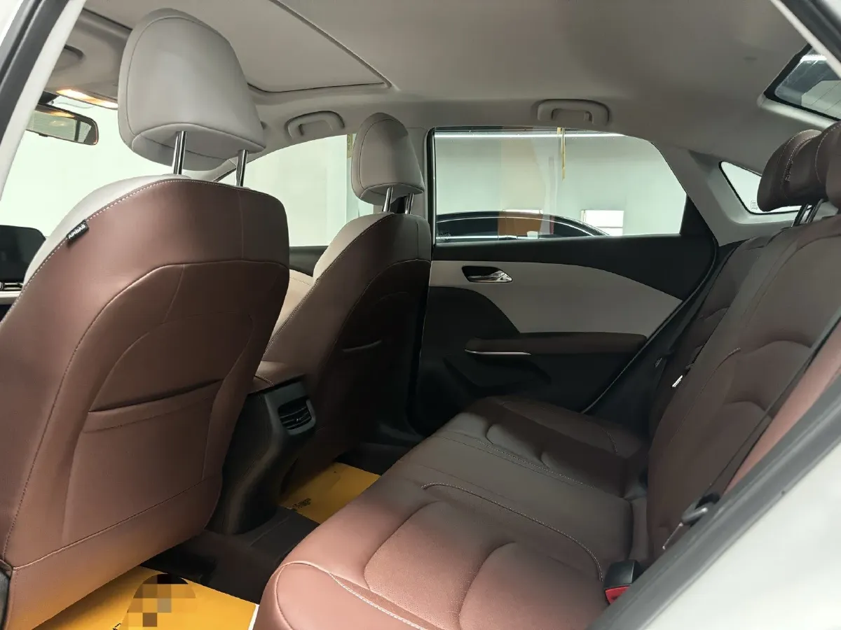 2024 Chevrolet Monza 1.5L 113HP L4 6DCT,autocango,china used car exporter,china ev exporter,chinese used car exporter,chinese used ev exporter