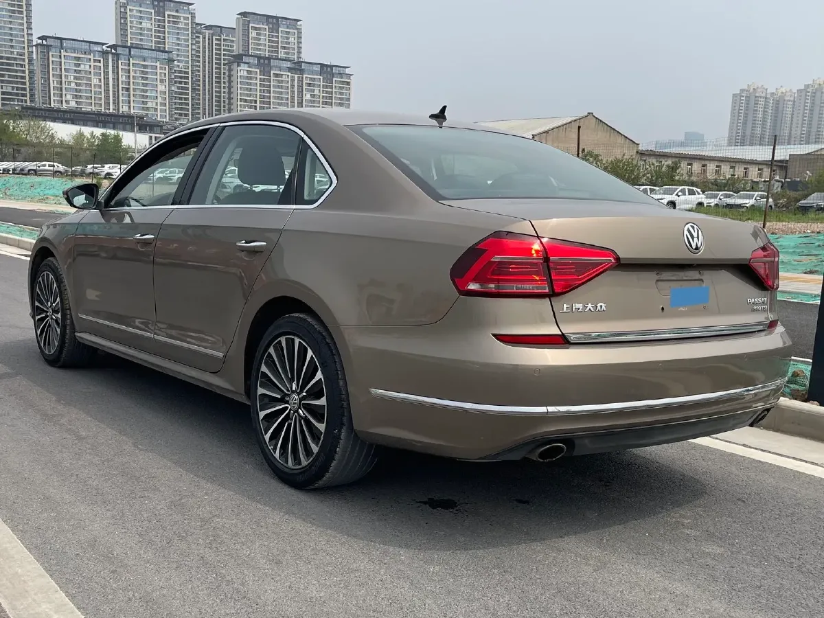 2017 Volkswagen Passat 1.8T 180HP L4 7DCT,autocango,china used car exporter,china ev exporter,chinese used car exporter,chinese used ev exporter