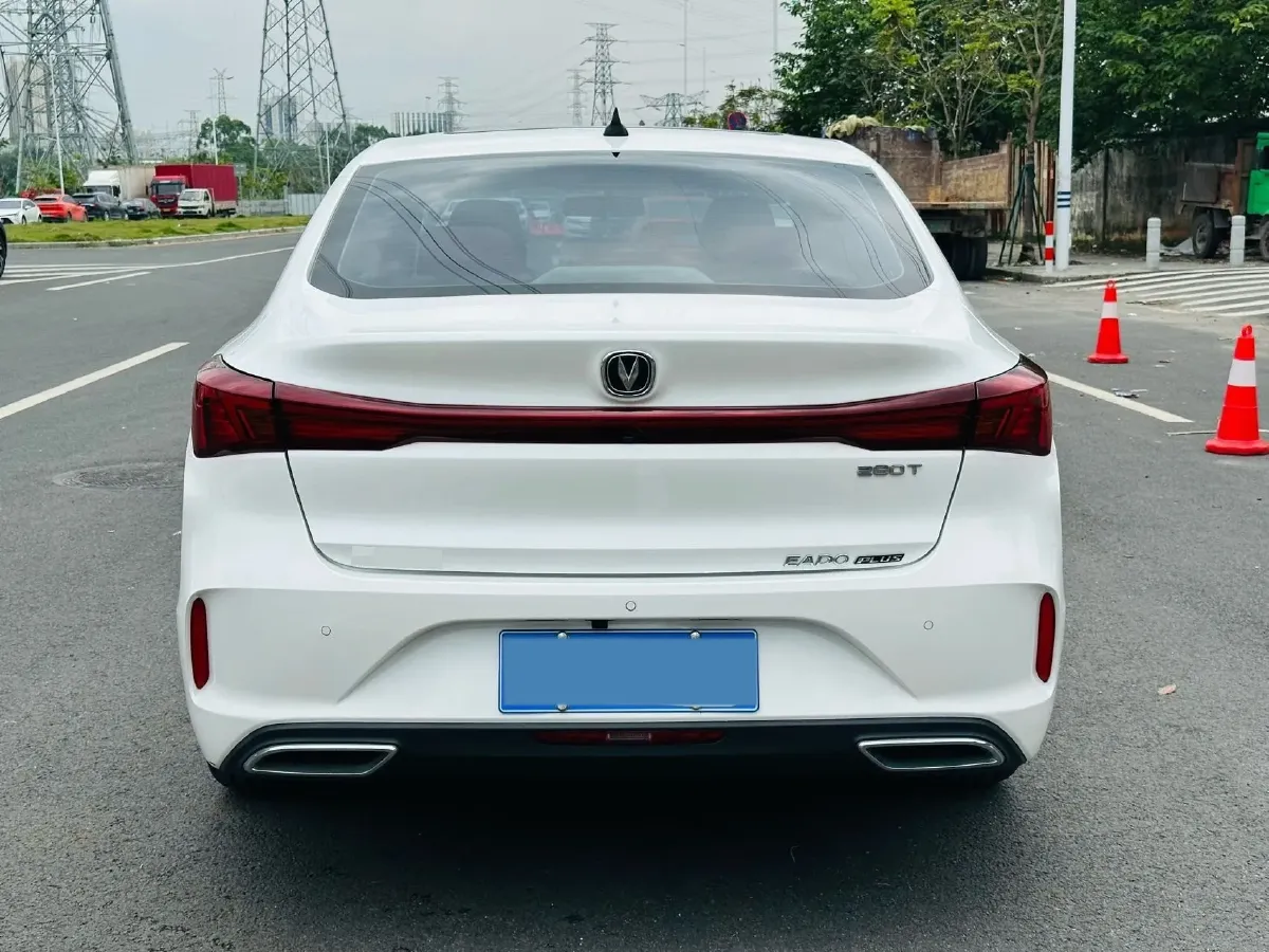 2022 ChangAn Eado 1.4T 160HP L4 7DCT,autocango,china used car exporter,china ev exporter,chinese used car exporter,chinese used ev exporter