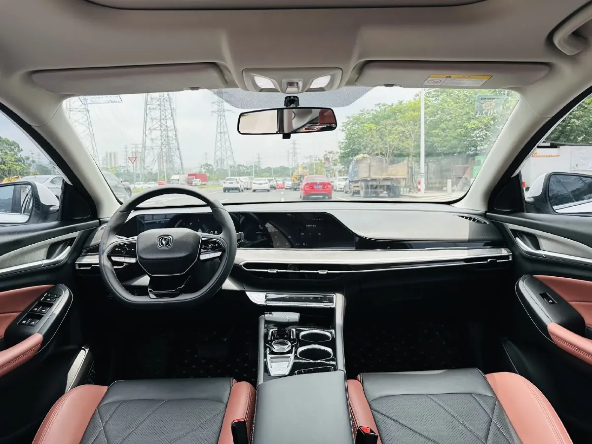 2022 ChangAn Eado 1.4T 160HP L4 7DCT,autocango,china used car exporter,china ev exporter,chinese used car exporter,chinese used ev exporter