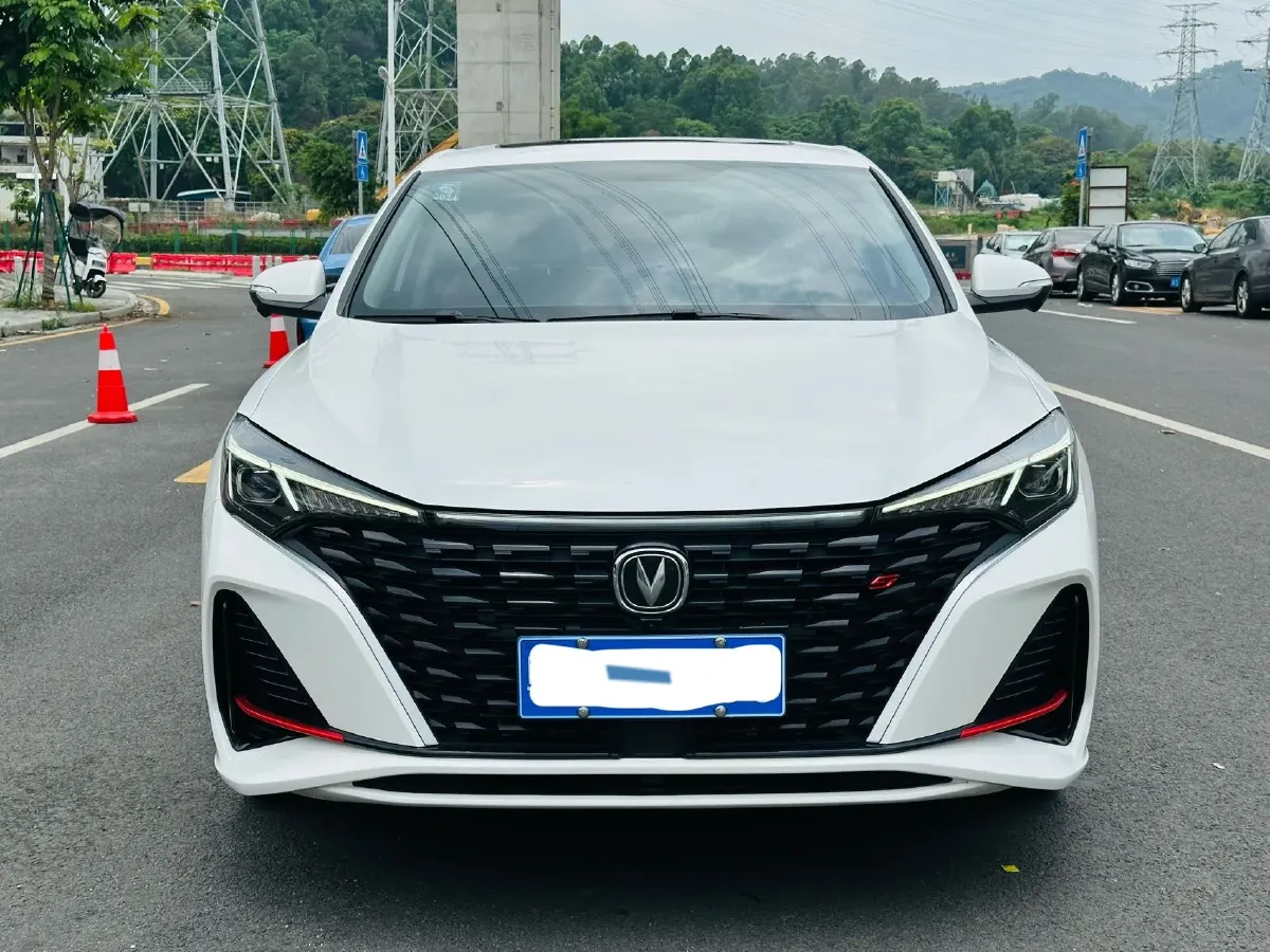 2022 ChangAn Eado 1.4T 160HP L4 7DCT,autocango,china used car exporter,china ev exporter,chinese used car exporter,chinese used ev exporter
