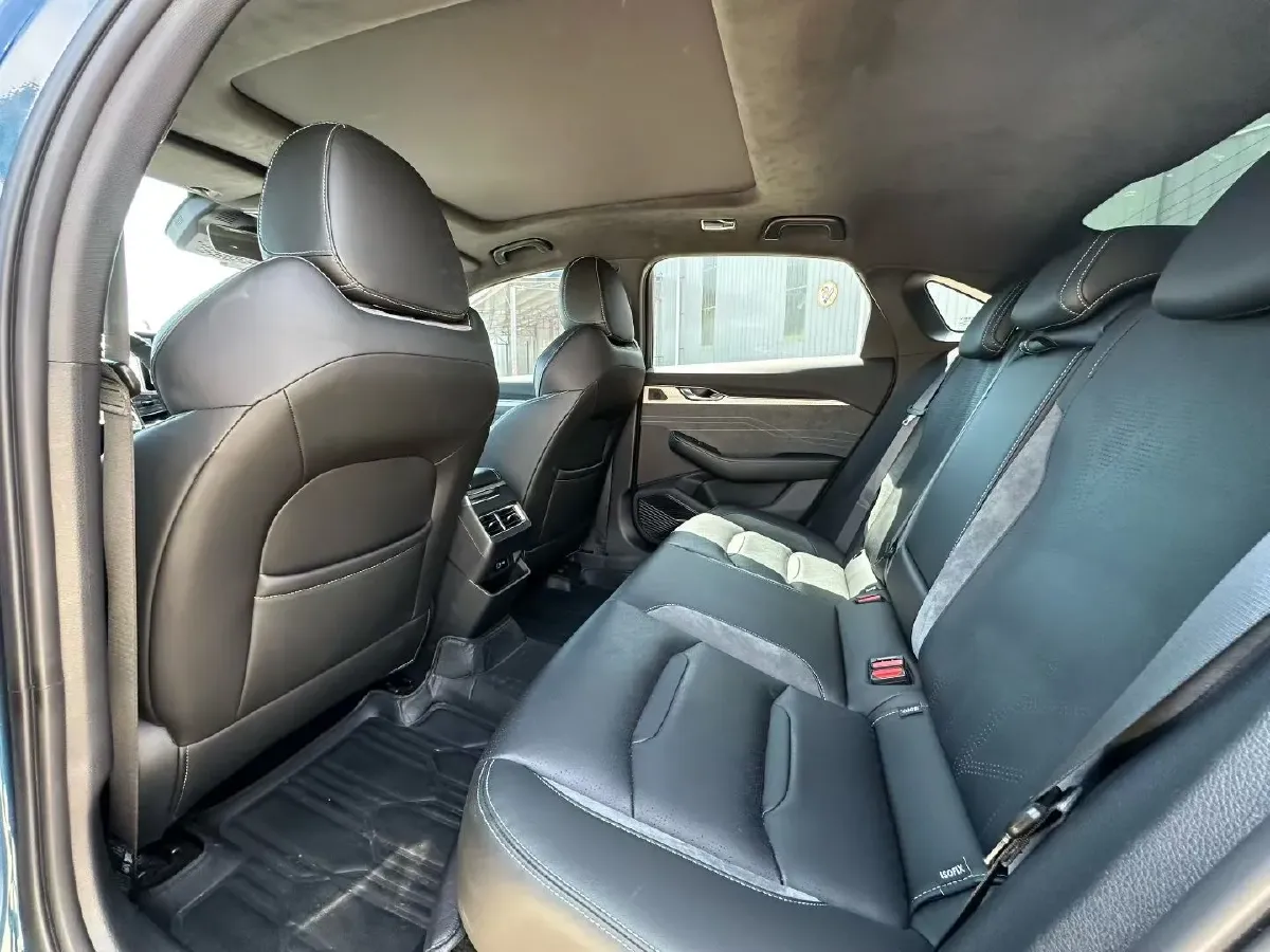 2023 Geely Preface 2.0T 190HP L4 7DCT,autocango,china used car exporter,china ev exporter,chinese used car exporter,chinese used ev exporter