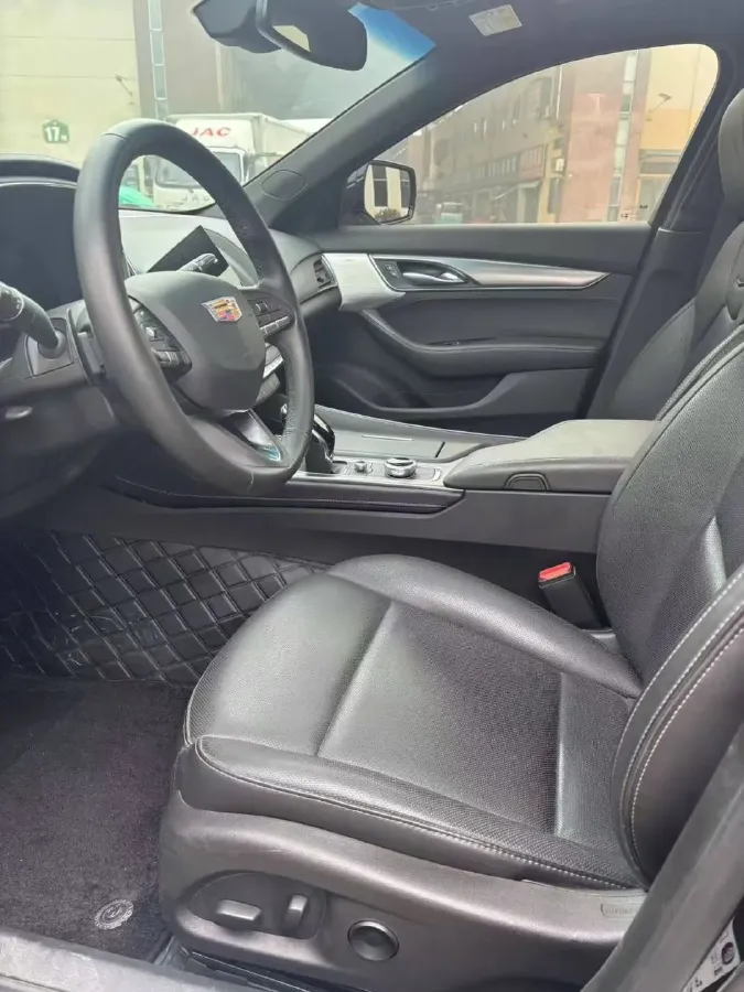 2025 Cadillac CT5 2.0T 237HP L4 10AT,autocango,china used car exporter,china ev exporter,chinese used car exporter,chinese used ev exporter