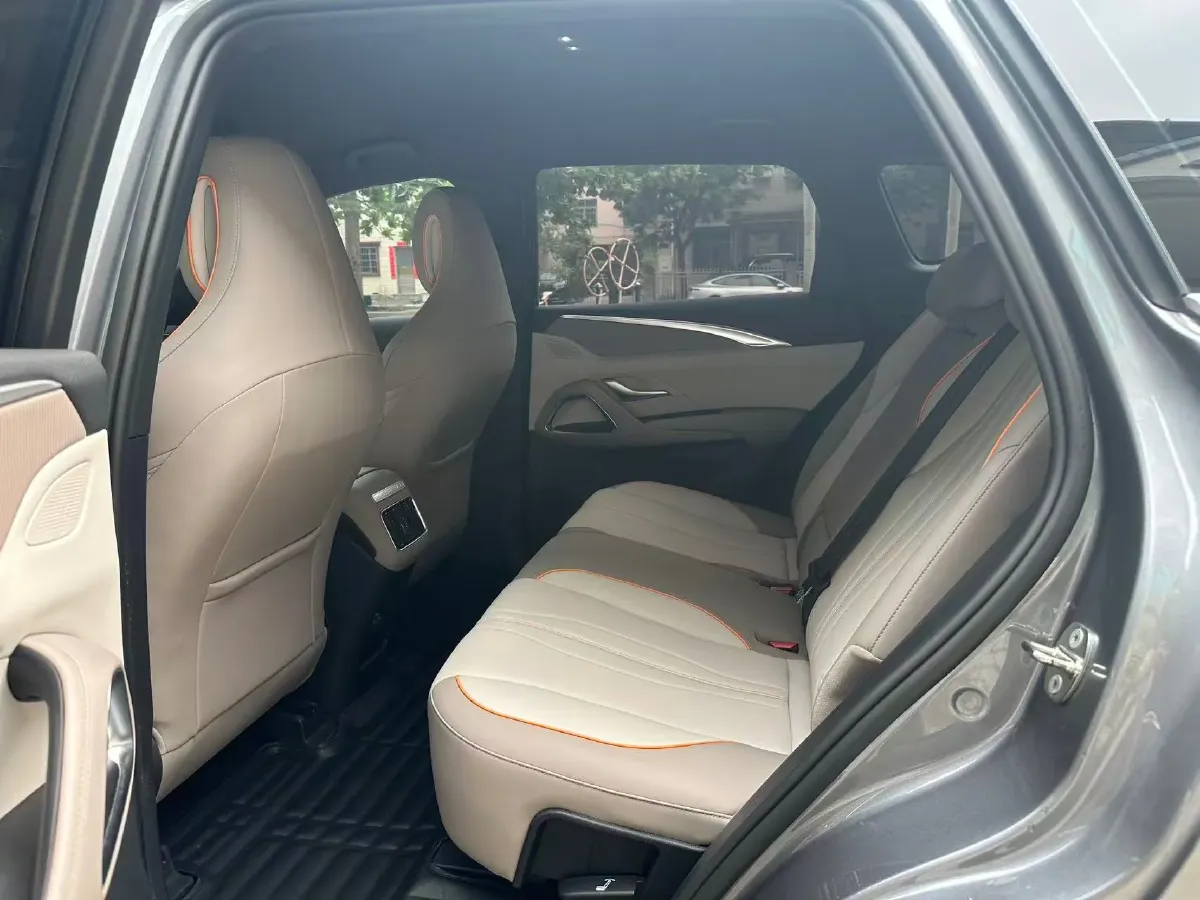 2024 BYD Song Pro 1.5L 110HP L4 E-CVT PHEV 12.9KWH,autocango,china used car exporter,china ev exporter,chinese used car exporter,chinese used ev exporter