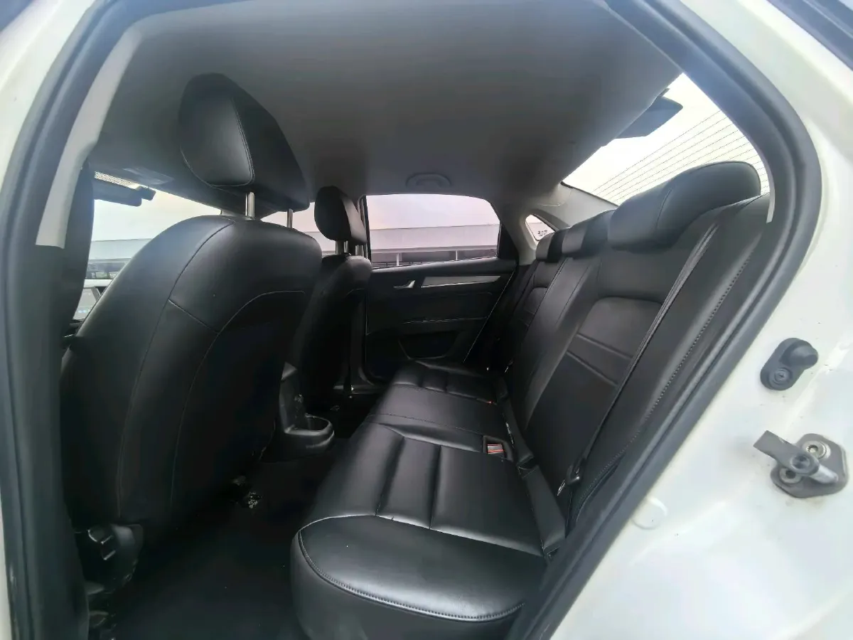 2019 Bestune B30 1.6L 109HP L4 6AT,autocango,china used car exporter,china ev exporter,chinese used car exporter,chinese used ev exporter