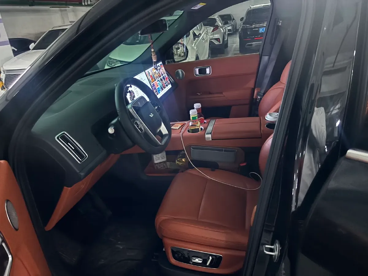 2022 Li L9 Range Extended 154HP REEV 42.6KWH,autocango,china used car exporter,china ev exporter,chinese used car exporter,chinese used ev exporter