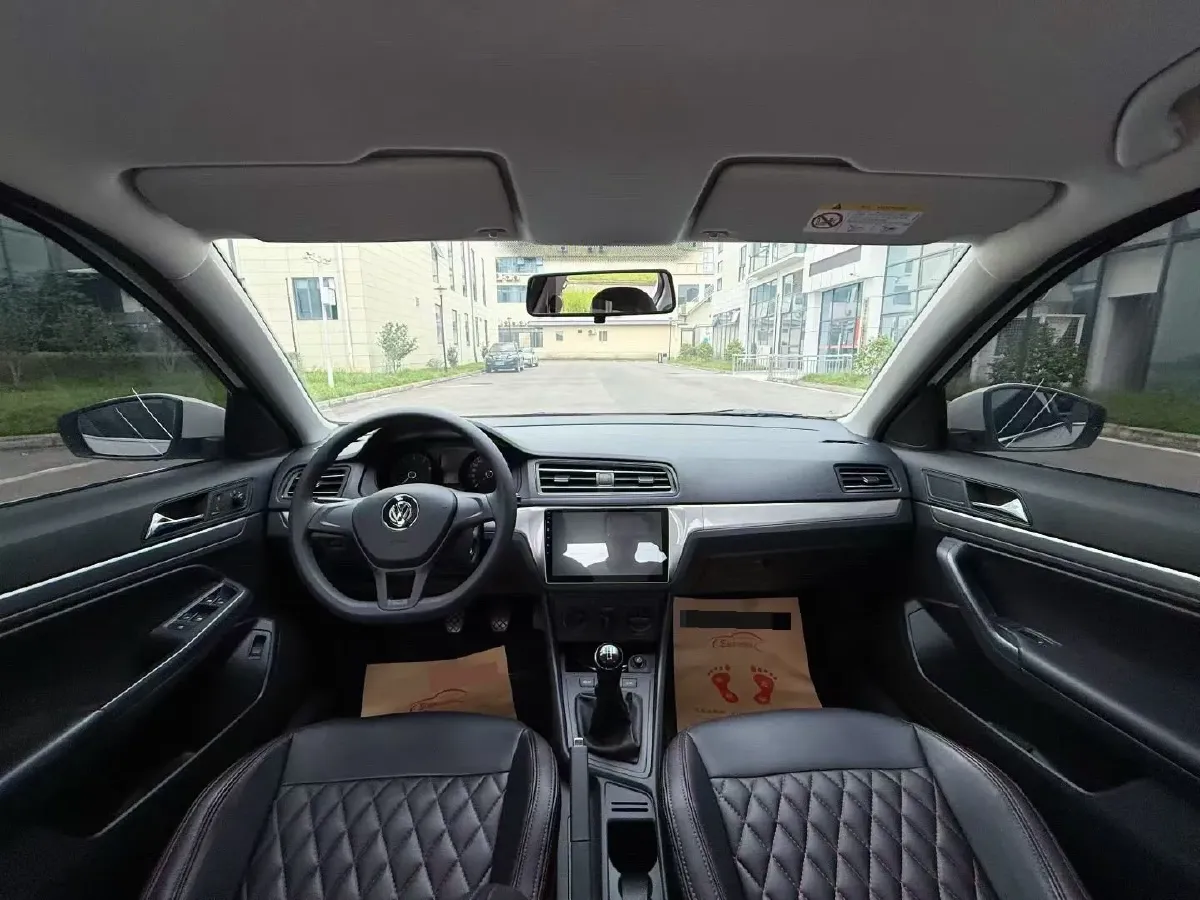 2019 Volkswagen Polo 1.5L 113HP L4 5MT,autocango,china used car exporter,china ev exporter,chinese used car exporter,chinese used ev exporter