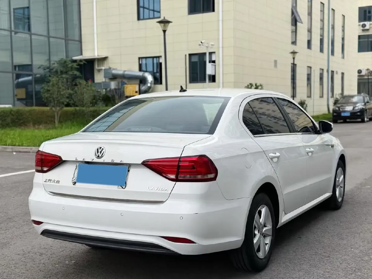 2019 Volkswagen Polo 1.5L 113HP L4 5MT,autocango,china used car exporter,china ev exporter,chinese used car exporter,chinese used ev exporter