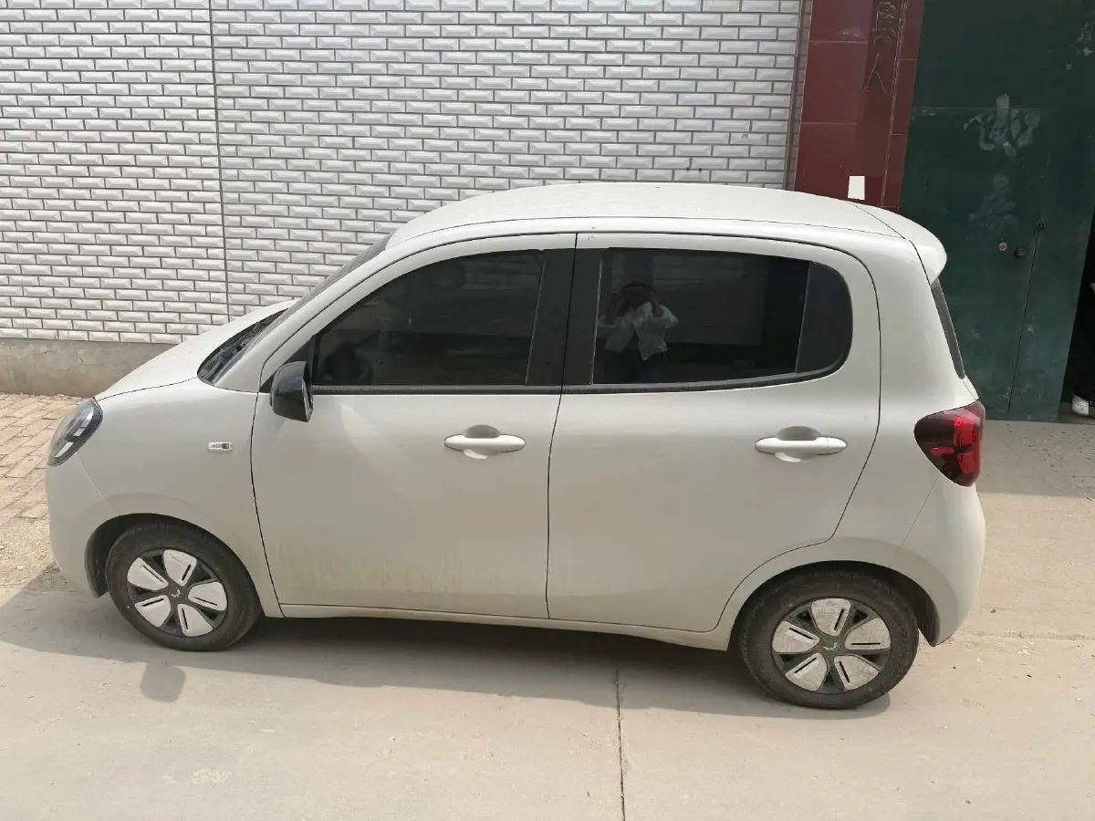 2025 WuLing HongGuang MINI EV BEV 16.2KWH,autocango,china used car exporter,china ev exporter,chinese used car exporter,chinese used ev exporter