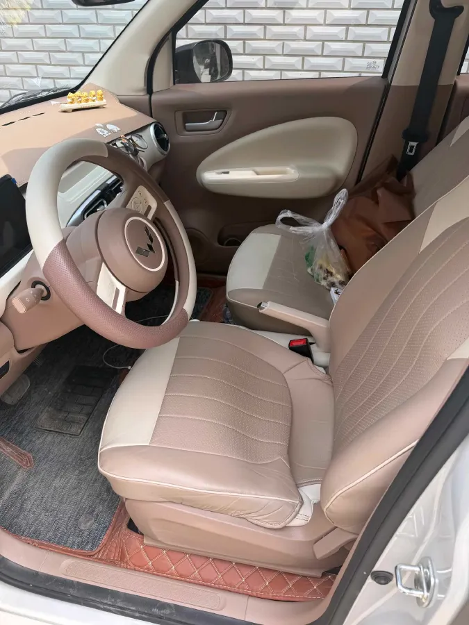 2025 WuLing HongGuang MINI EV BEV 16.2KWH,autocango,china used car exporter,china ev exporter,chinese used car exporter,chinese used ev exporter