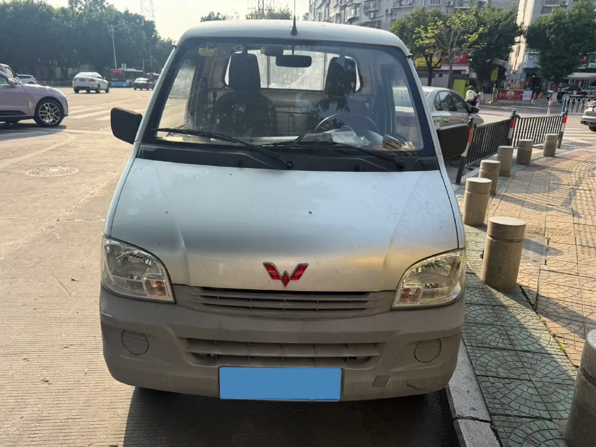 2020 WuLing ZhiGuang Mini Truck 1.2L 76HP L4 5MT,autocango,china used car exporter,china ev exporter,chinese used car exporter,chinese used ev exporter