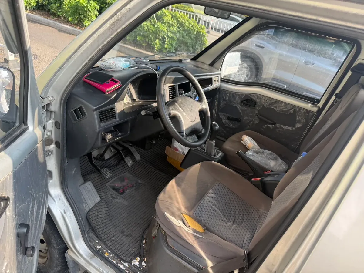 2020 WuLing ZhiGuang Mini Truck 1.2L 76HP L4 5MT,autocango,china used car exporter,china ev exporter,chinese used car exporter,chinese used ev exporter