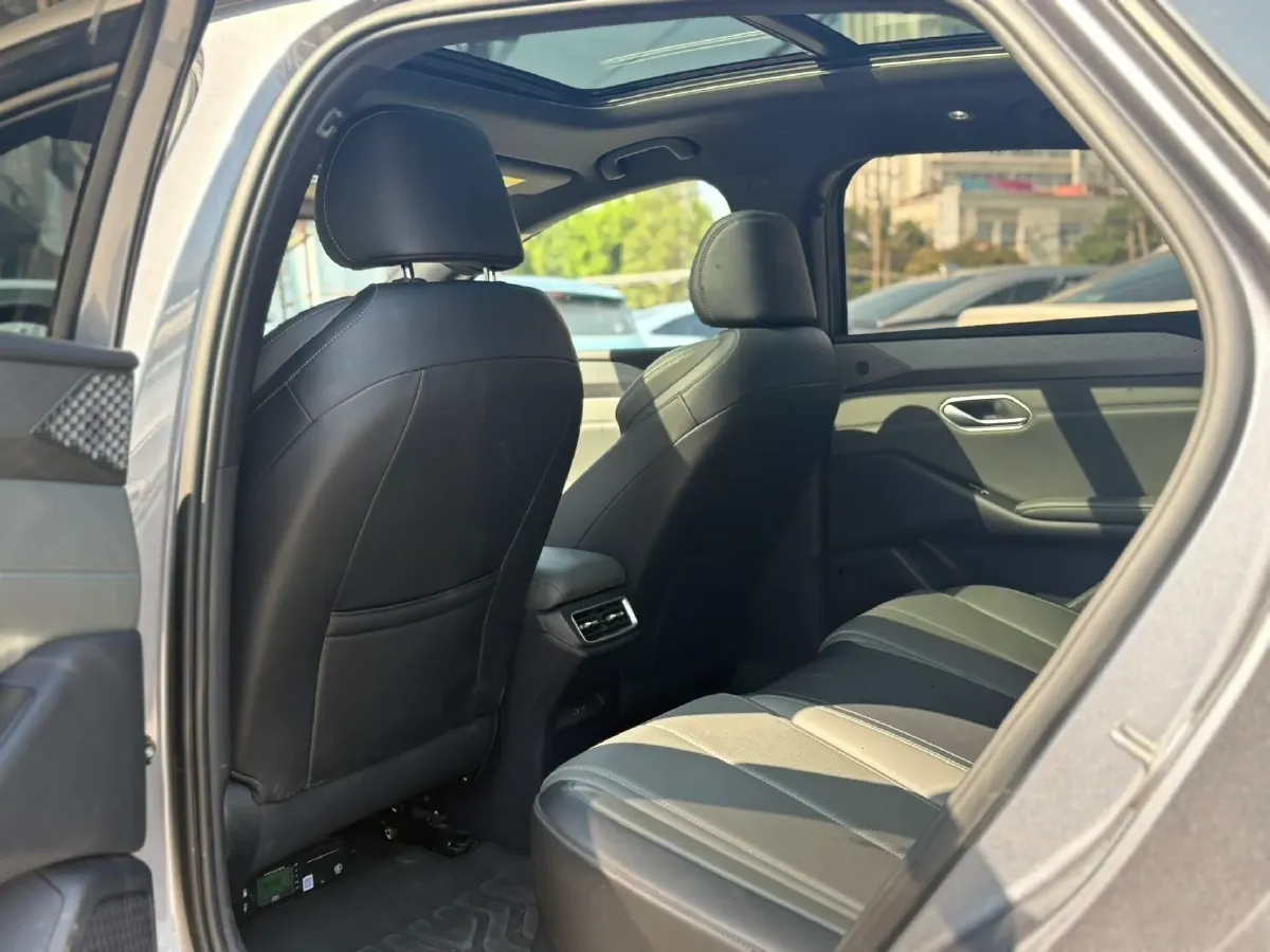 2025 BYD QinL BEV,autocango,china used car exporter,china ev exporter,chinese used car exporter,chinese used ev exporter