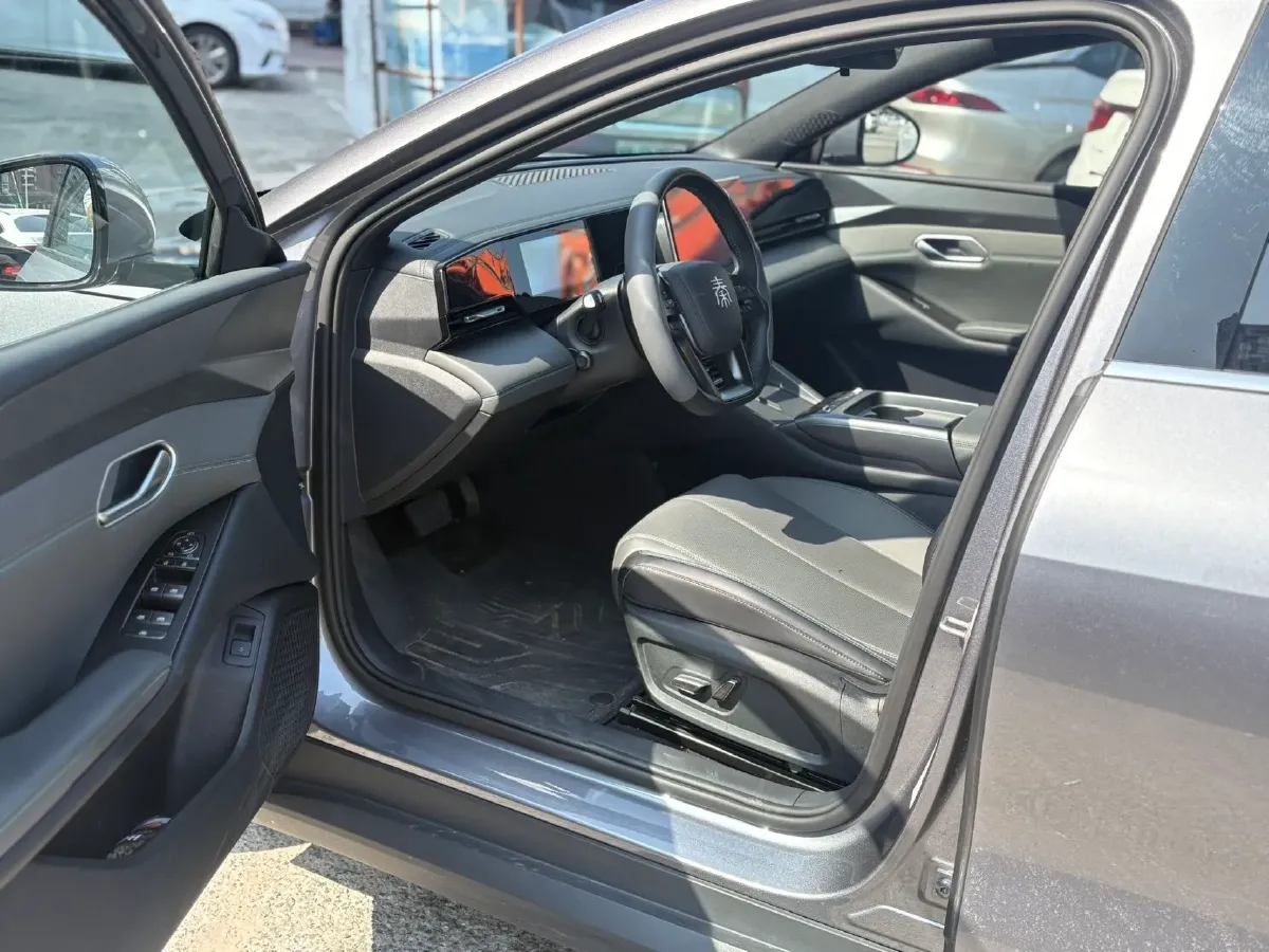 2025 BYD QinL BEV,autocango,china used car exporter,china ev exporter,chinese used car exporter,chinese used ev exporter