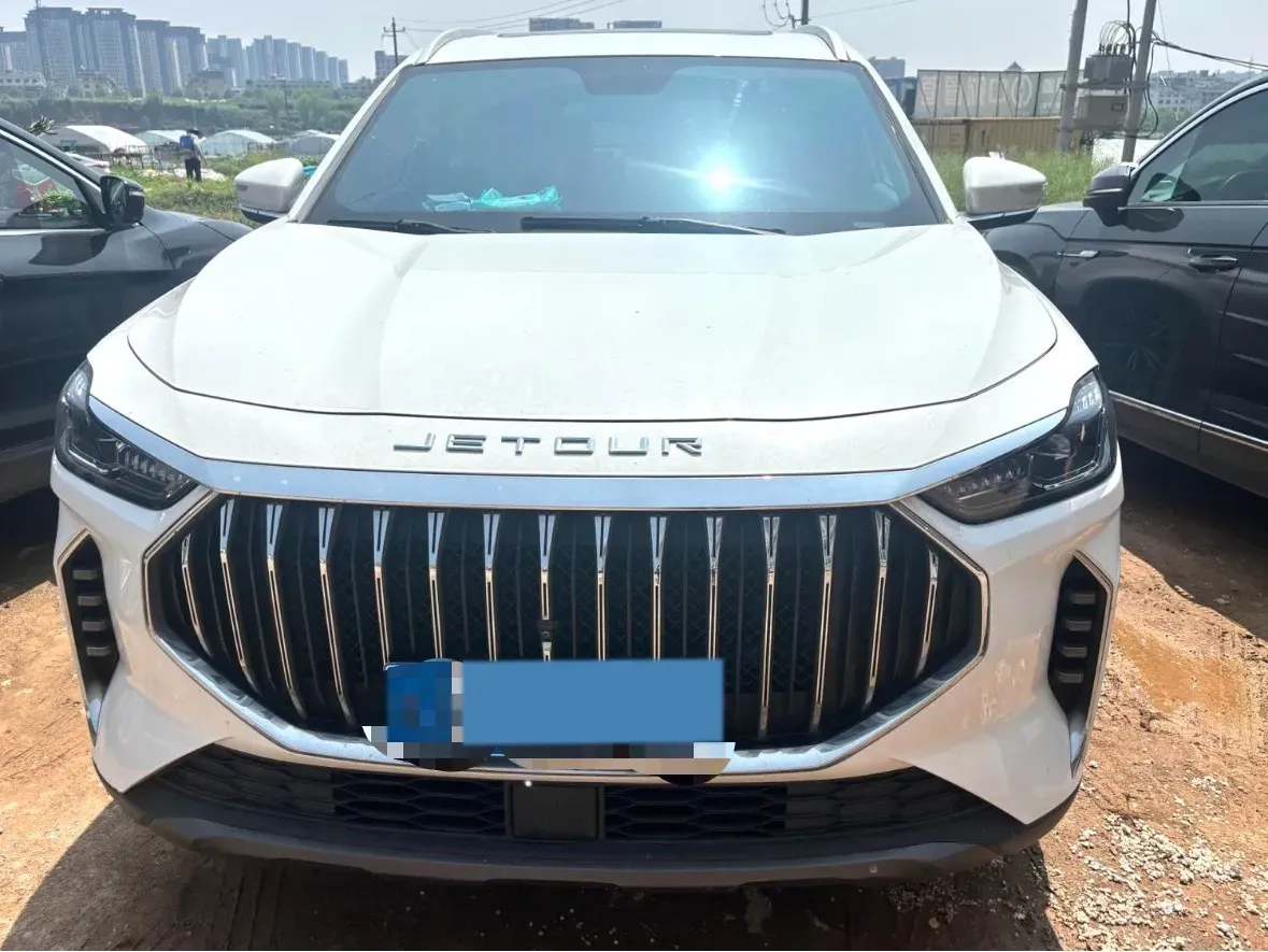 2023 Jetour X90 Plus 1.5T 156HP L4 6MT,autocango,china used car exporter,china ev exporter,chinese used car exporter,chinese used ev exporter