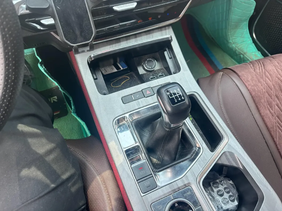 2023 Jetour X90 Plus 1.5T 156HP L4 6MT,autocango,china used car exporter,china ev exporter,chinese used car exporter,chinese used ev exporter