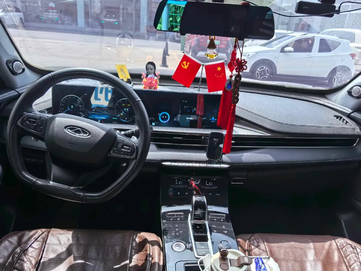 2022 Chery Tiggo 8 Plus 1.6T 197HP L4 7DCT,autocango,china used car exporter,china ev exporter,chinese used car exporter,chinese used ev exporter