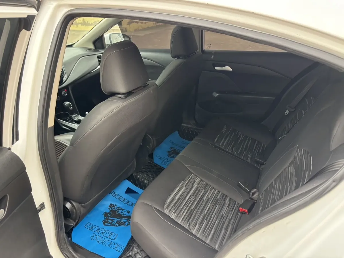 2019 Chevrolet Cavalier 1.5L 113HP L4 6AT,autocango,china used car exporter,china ev exporter,chinese used car exporter,chinese used ev exporter