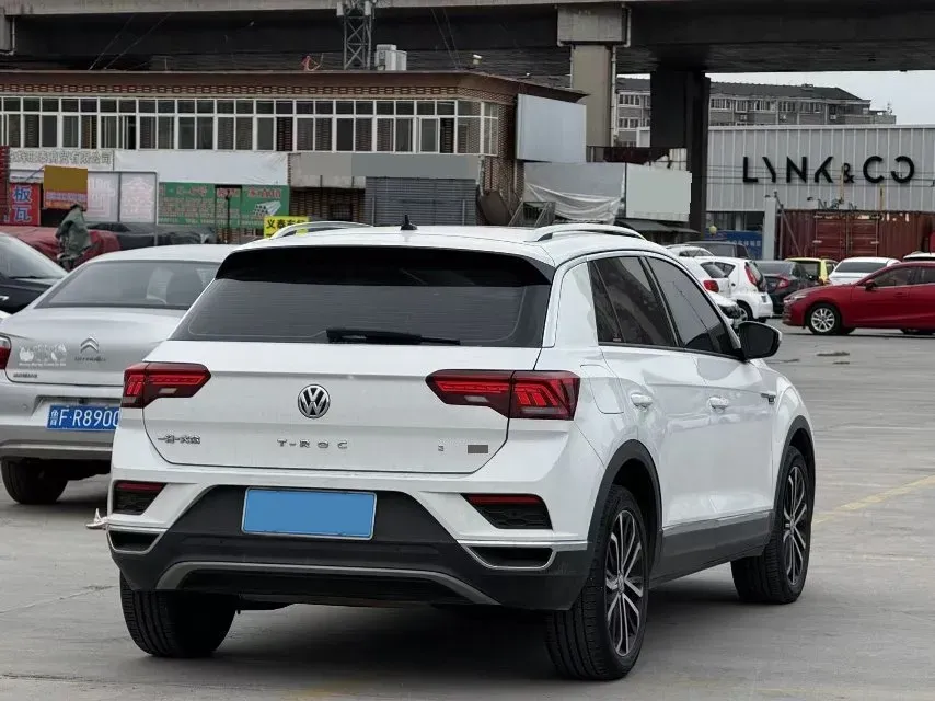 2020 Volkswagen T-Roc 1.4T 150HP L4 7DCT,autocango,china used car exporter,china ev exporter,chinese used car exporter,chinese used ev exporter
