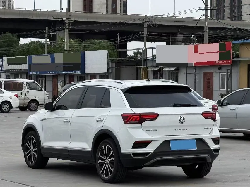 2020 Volkswagen T-Roc 1.4T 150HP L4 7DCT,autocango,china used car exporter,china ev exporter,chinese used car exporter,chinese used ev exporter