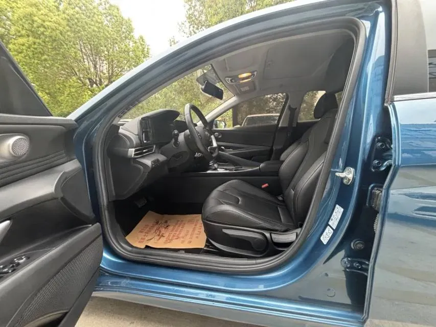 2021 Hyundai Elantra 1.5L 115HP L4 CVT,autocango,china used car exporter,china ev exporter,chinese used car exporter,chinese used ev exporter