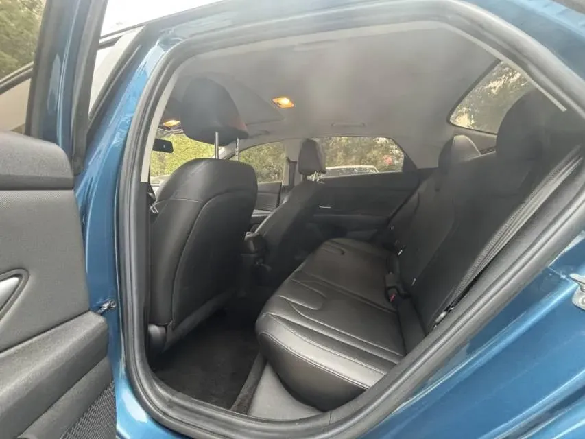 2021 Hyundai Elantra 1.5L 115HP L4 CVT,autocango,china used car exporter,china ev exporter,chinese used car exporter,chinese used ev exporter