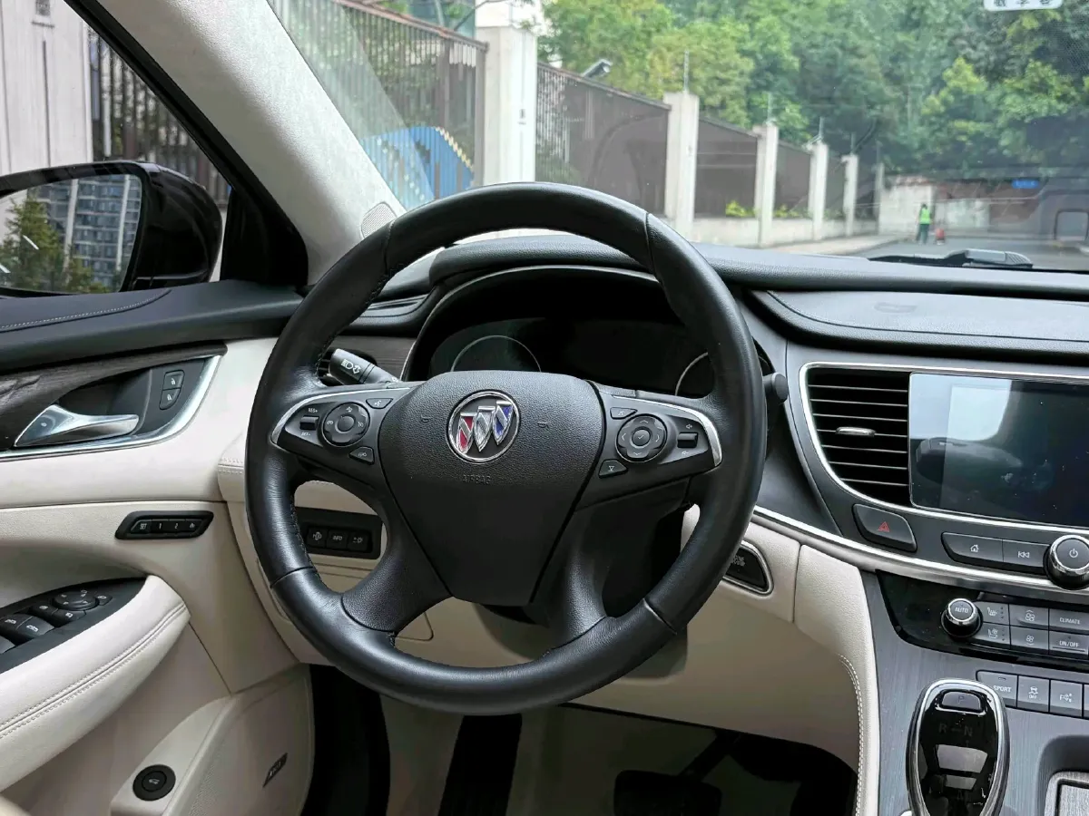 2021 Buick Larcosse 2.0T 237HP L4 9AT,autocango,china used car exporter,china ev exporter,chinese used car exporter,chinese used ev exporter