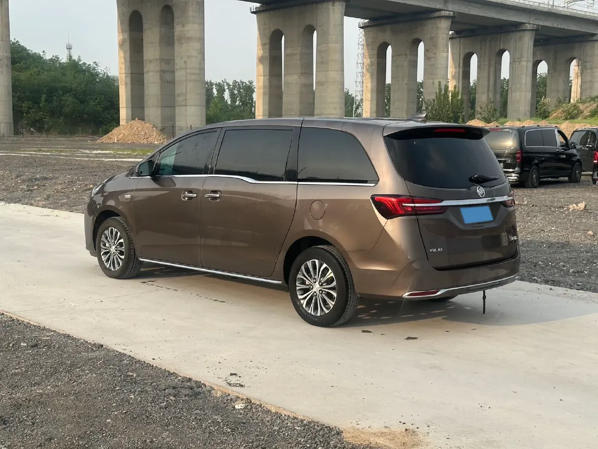2023 Buick GL8 2.0T 237HP L4 9AT,autocango,china used car exporter,china ev exporter,chinese used car exporter,chinese used ev exporter