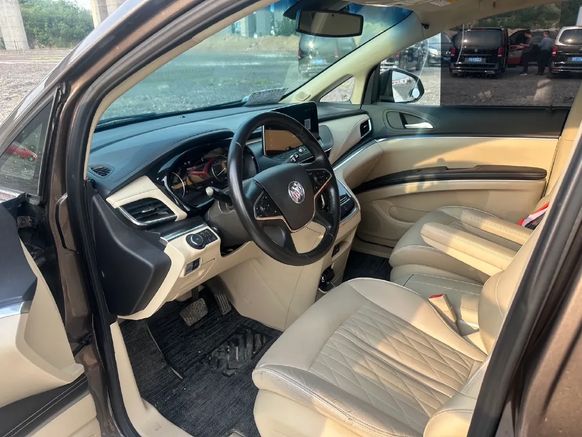 2023 Buick GL8 2.0T 237HP L4 9AT,autocango,china used car exporter,china ev exporter,chinese used car exporter,chinese used ev exporter