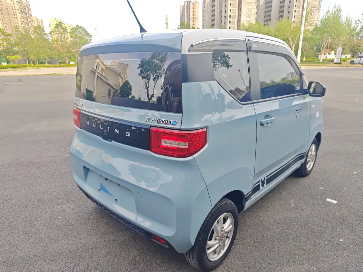 2020 WuLing HongGuang MINI EV BEV 13.8KWH,autocango,china used car exporter,china ev exporter,chinese used car exporter,chinese used ev exporter